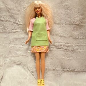 1999 Mattel Flower Shop Barbie doll (#28884).